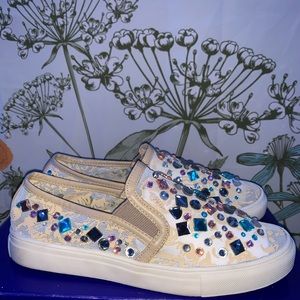 Henry Ferrera Beige bedazzled flats